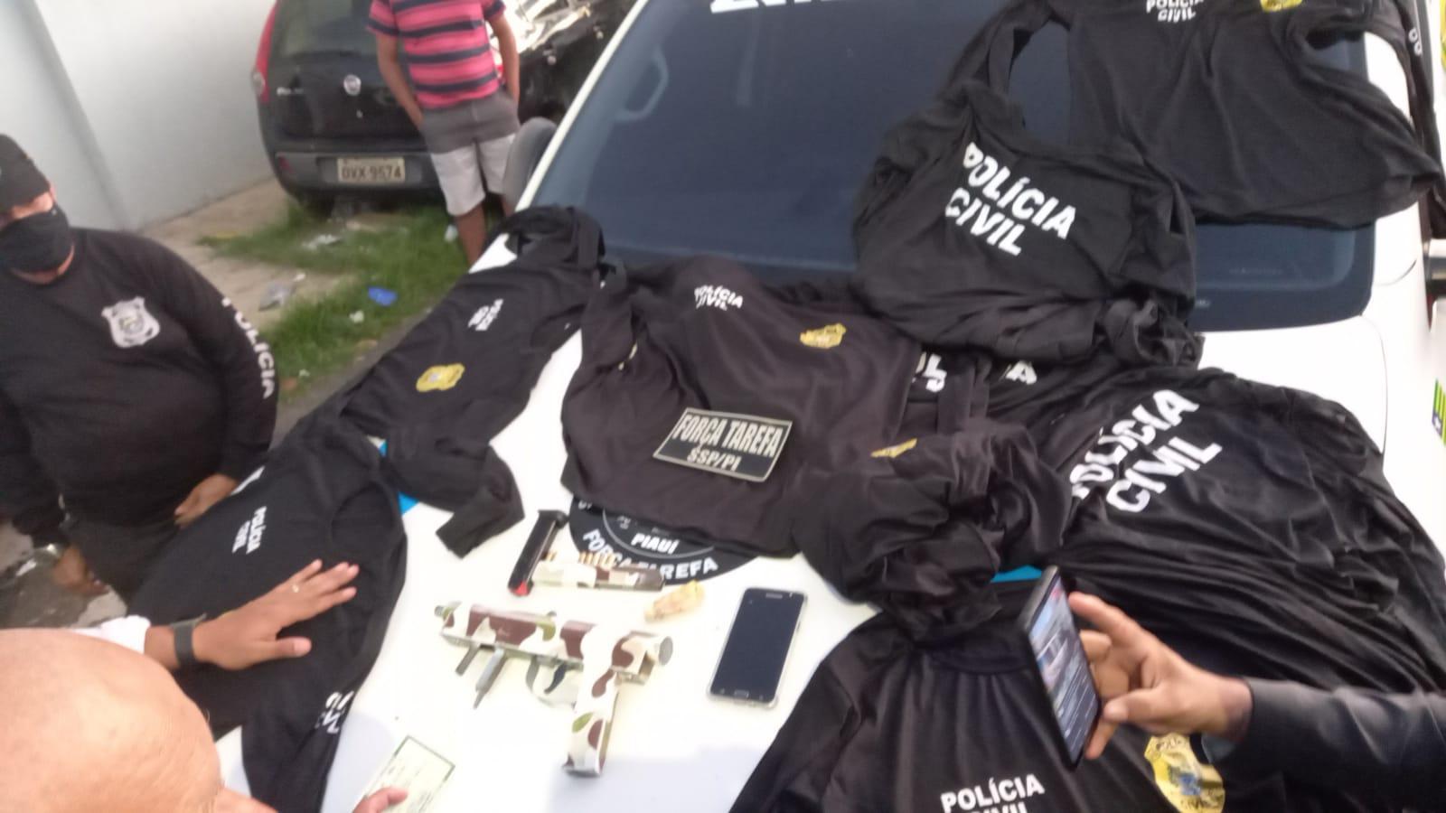 Fardamento usado por bandidos