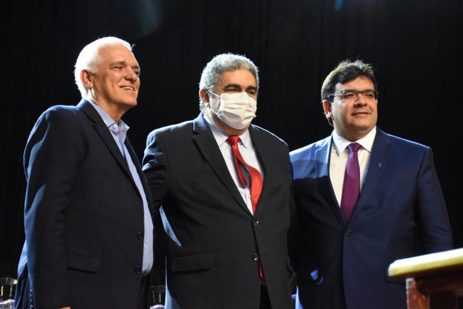 Posse de secretários