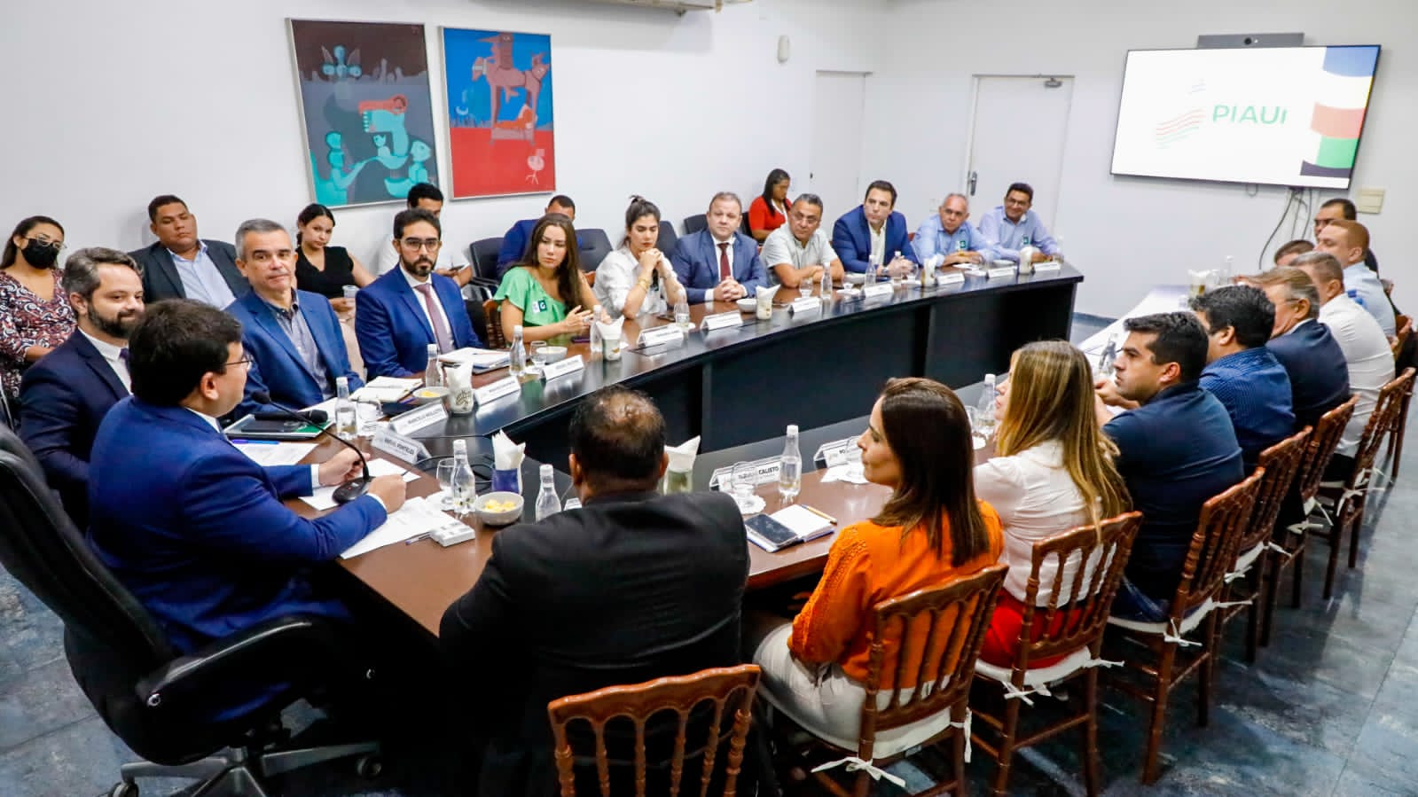 Governador se reúne com vereadores de Teresina