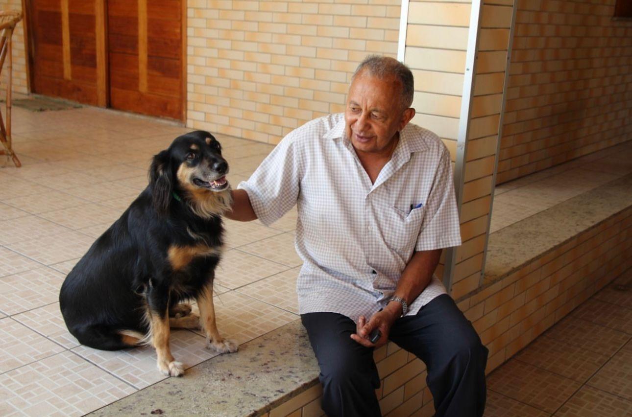 Dr. Pessoa lamenta morte de cadelinhas Priscila