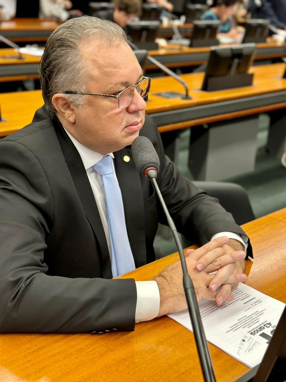Deputado Florentino Neto