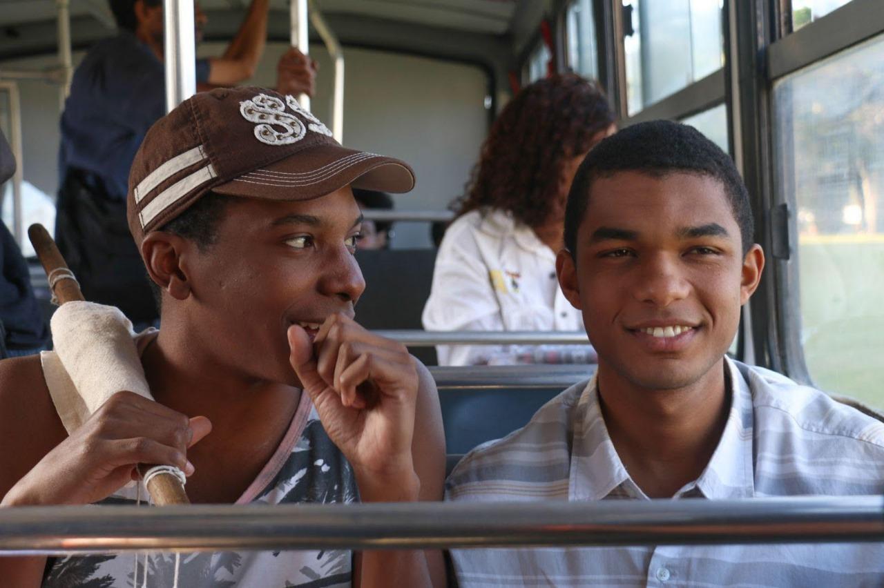 Atores interpretam Claudinho e Bochecha