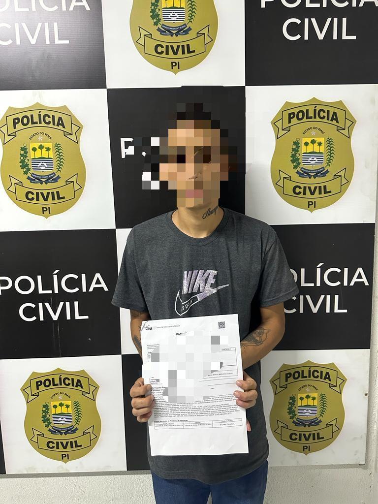 L.R. é integrante do Bonde dos 40