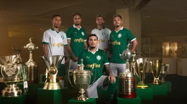 Palmeiras divulga novos uniformes