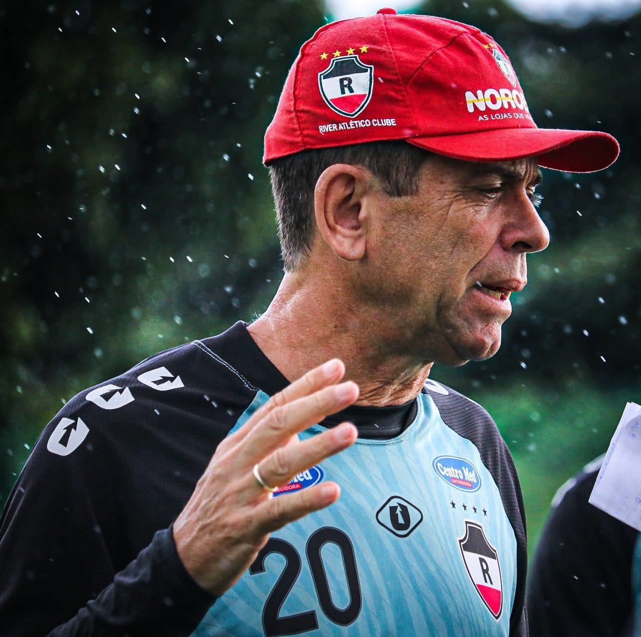 Técnico do River, Fabiano Soares