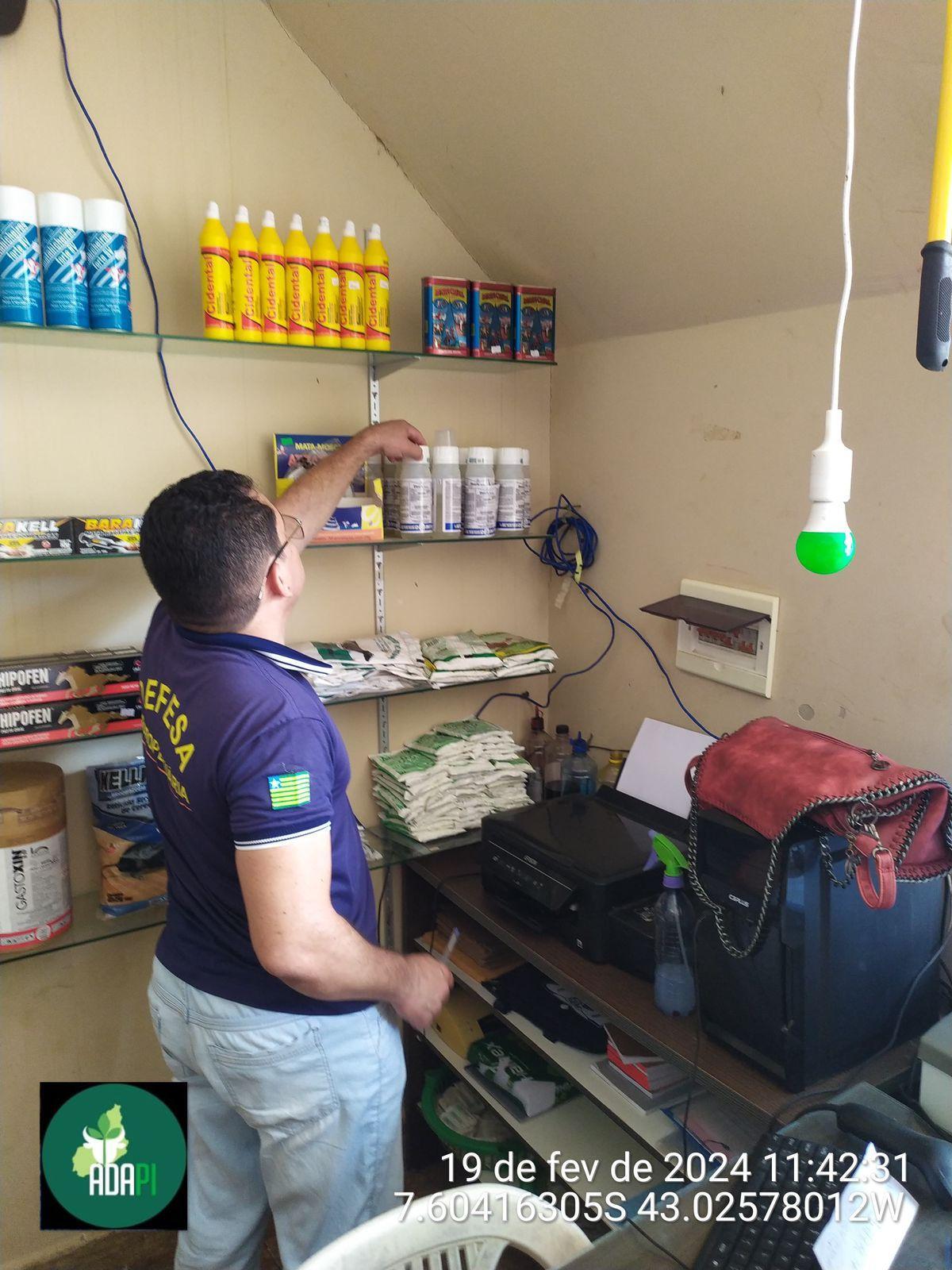 Fiscais daADAPI apreenderam mais de 75 litros de agrotóxicos em Rio Grande do Piauí e Itaueira