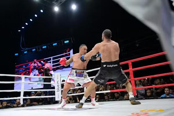Popó vence Bambam no Fight Music Show