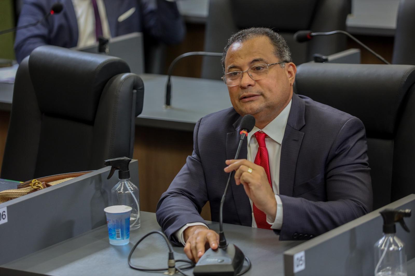 Deputado estadual e vice-presidente da Alepi, Evaldo Gomes (Solidariedade)