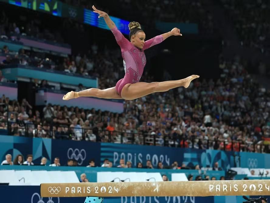 Rebeca Andrade fica em quarto lugar e não leva medalha