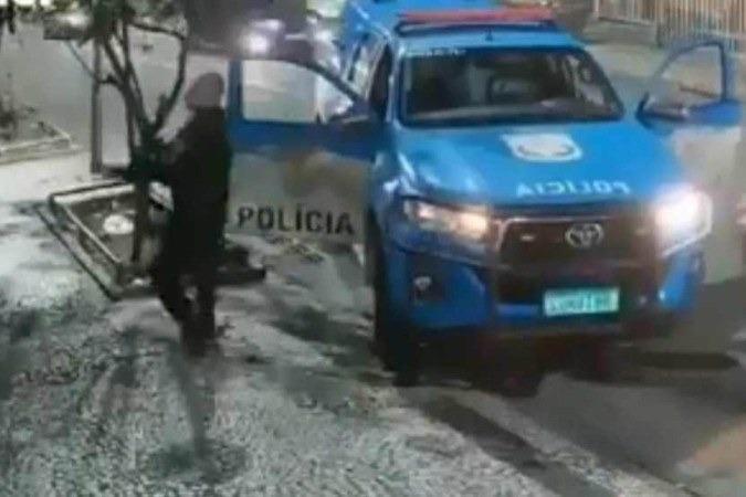 PMs que abordaram filhos de diplomatas são denunciados à Justiça