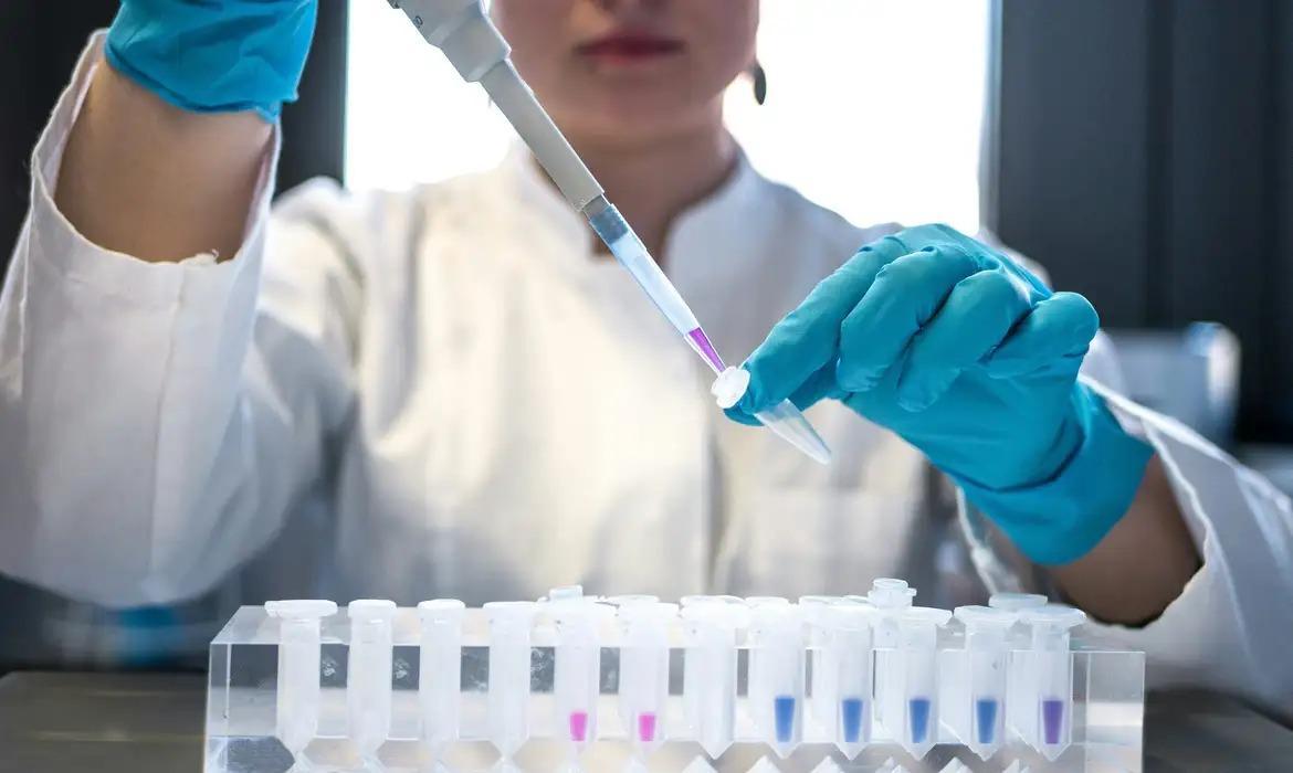 Aumento de cursos de pós-graduações em medicina