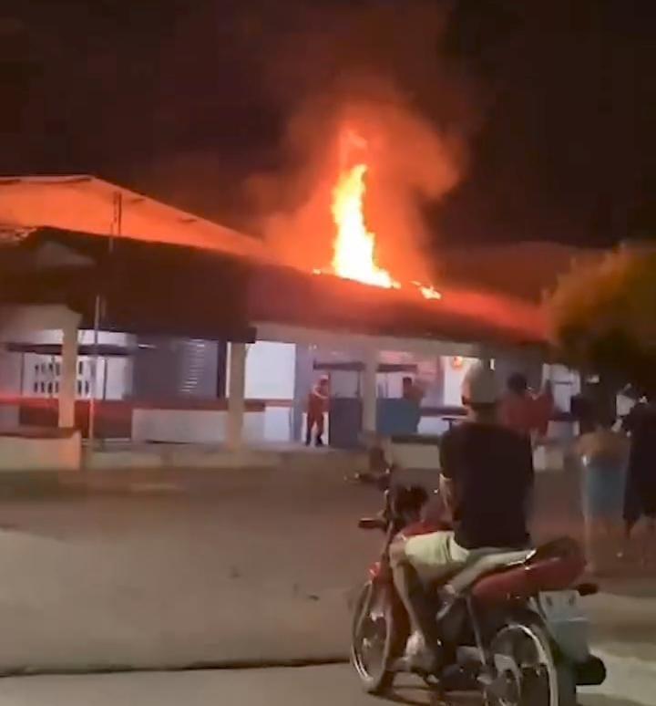Incêndio no Mercado do Produtor em São Raimundo Nonato