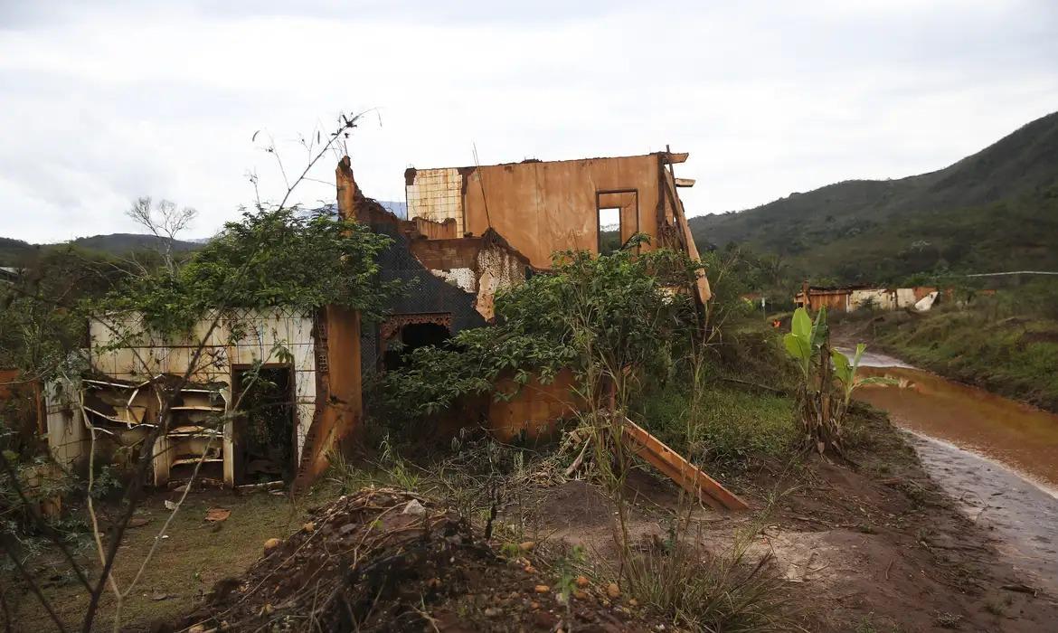 Vítimas da lama da Samarco