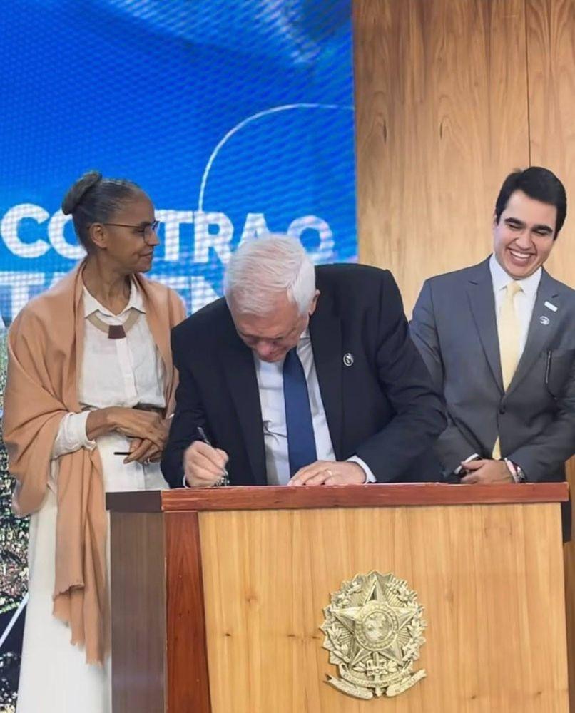 Themístocles Filho participa de encontro sobre redução do desmatamento e assina o "Pacto pelo Cerrado"