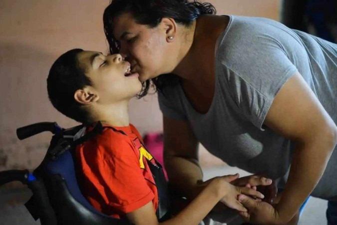 Governo federal instituiu apoio financeiro à pessoa com deficiência decorrente de síndrome congênita associada à infecção pelo vírus zika