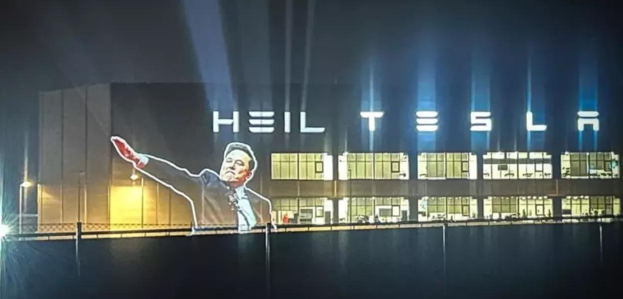 Projeção em fábrica da Tesla na Alemanha