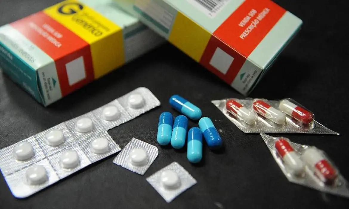Farmacêuticos ganham a autorização para prescrever medicamentos e realizar exames