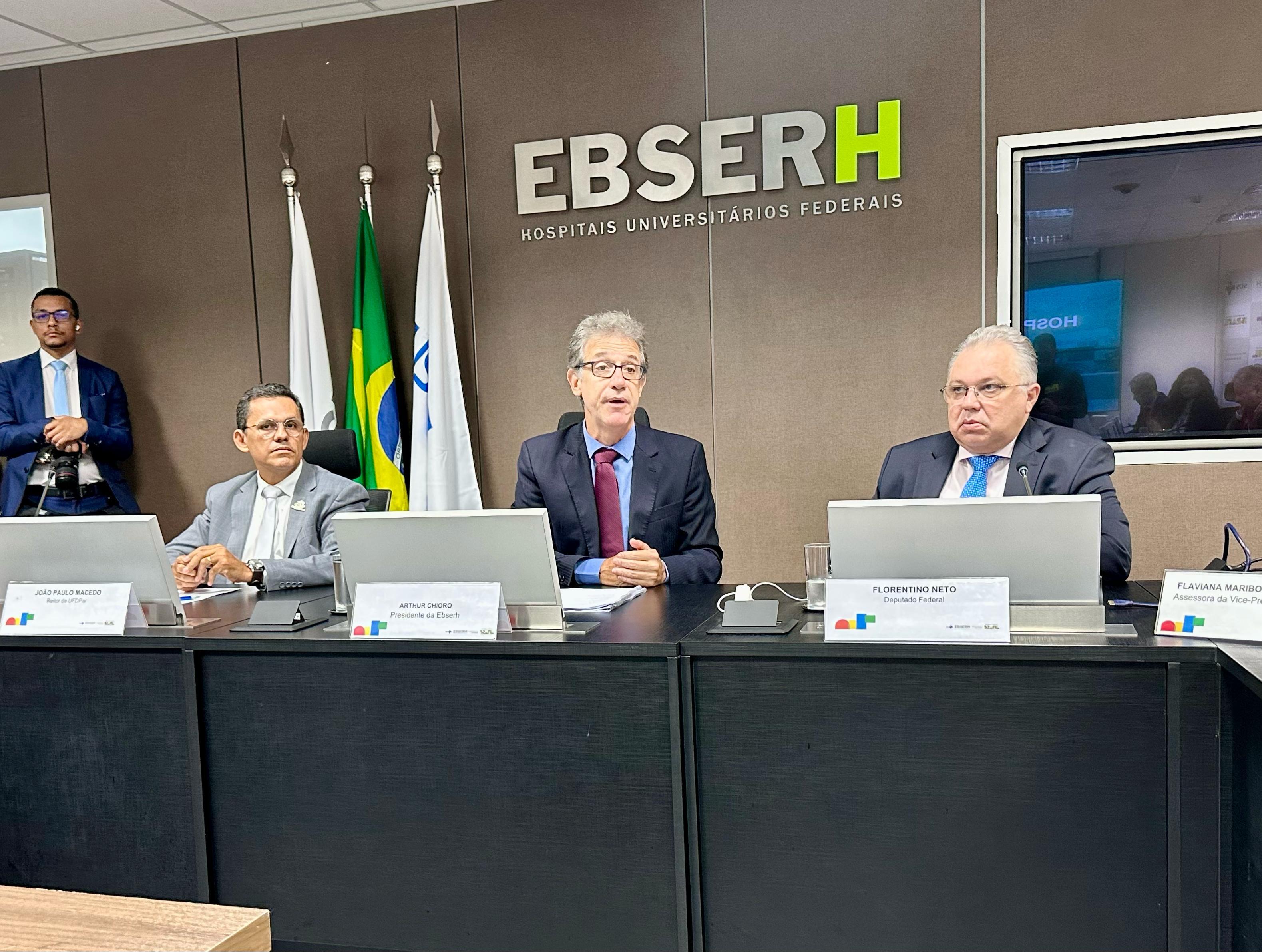 Deputado Florentino Neto anuncia projeto do Hospital Universitário de Parnaíba com 120 leitos