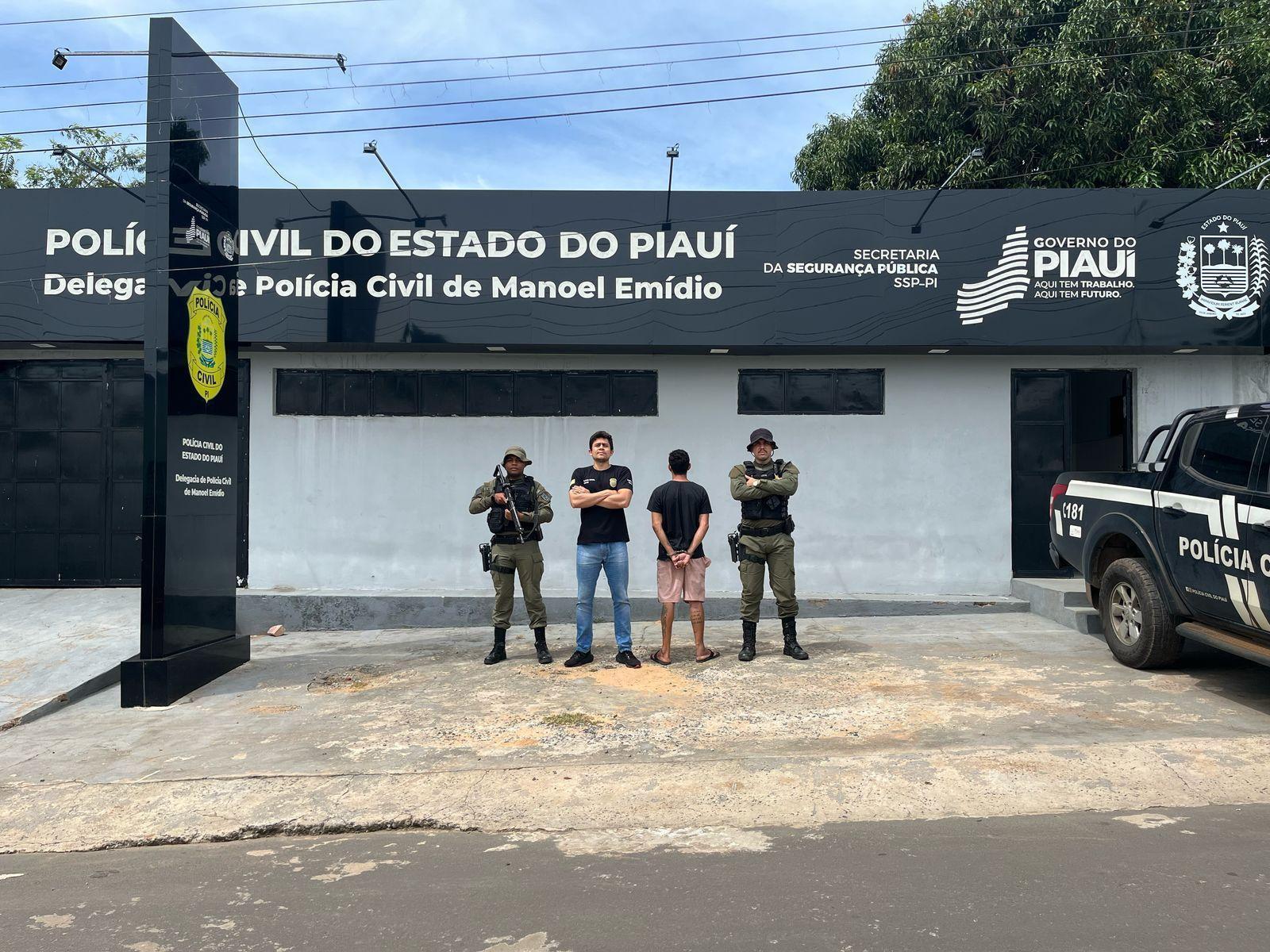 O acusado manteve relações sexuais com a vítima constantemente