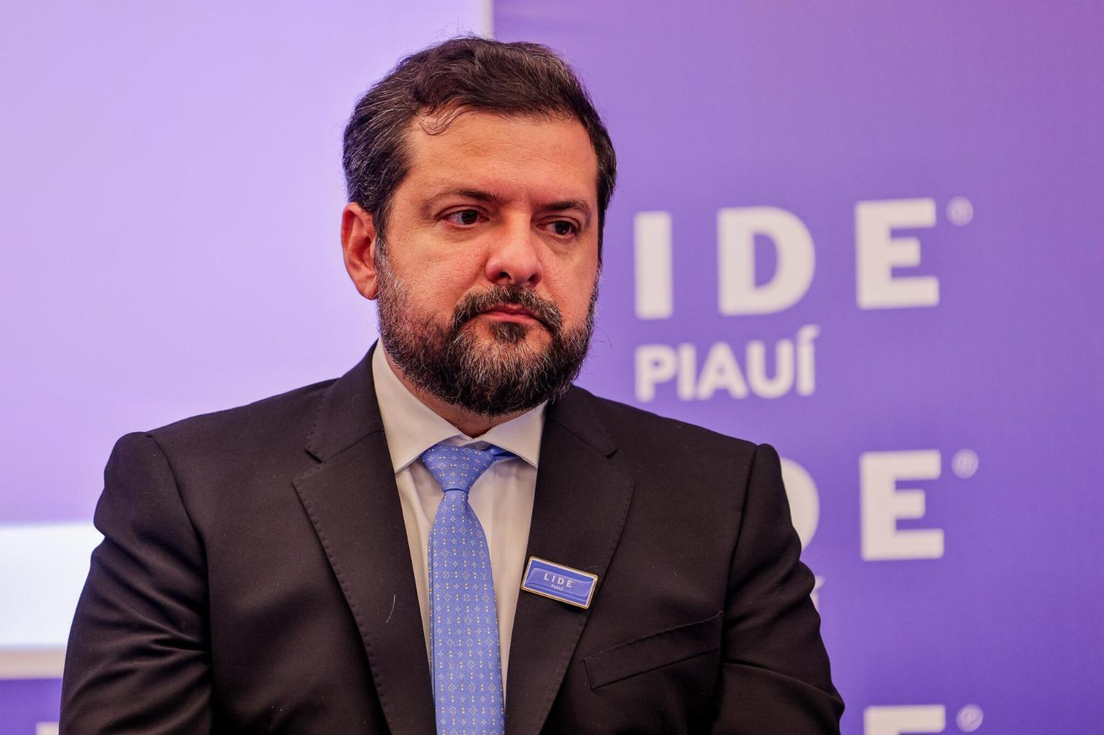 Victor Hugo Almeida