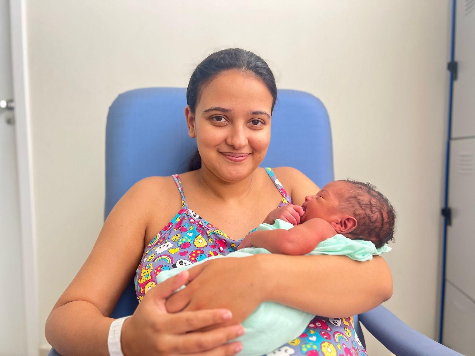 Paciente Luana Alencar, que deu à luz na NMDER