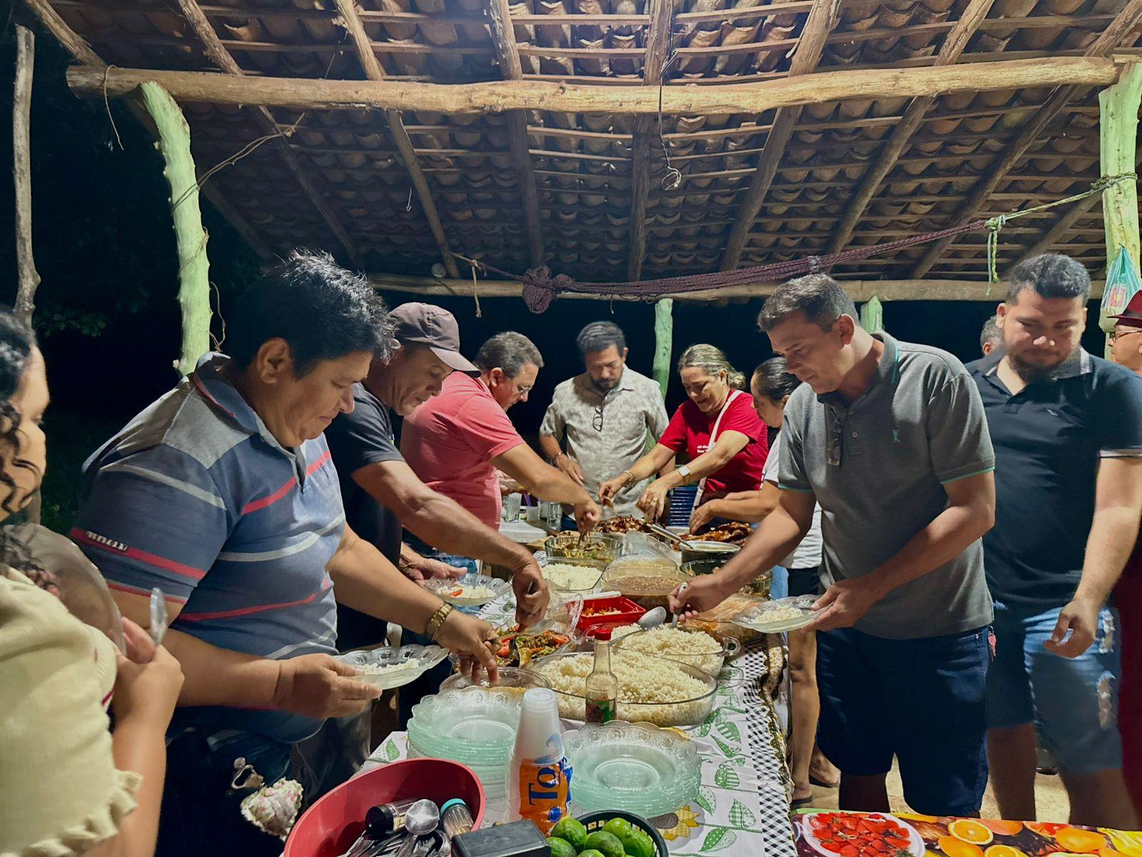 Prefeito Abdoral Melo reuniu a equipe do Meio Ambiente para comemorar a conquista