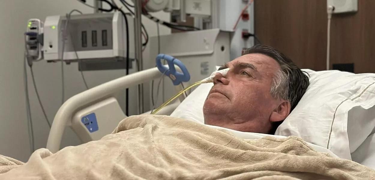 Jair Bolsonaro segue internado na UTI em Brasília após cirurgia de 12 horas para tratar obstrução intestinal