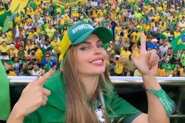 Pâmela Bório