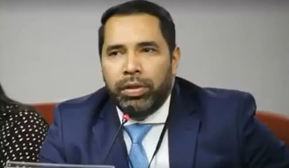 Alessandro é suspeito de negociar vantagens indevidas para beneficiar o CV