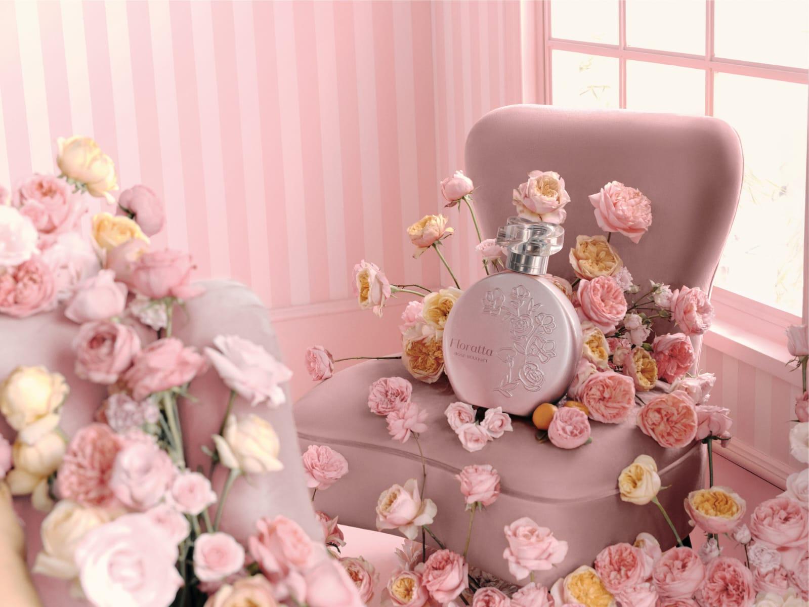 Lançamento do O Boticário,  Floratta Rose Bouquet com tríade de Rosas Damascenas