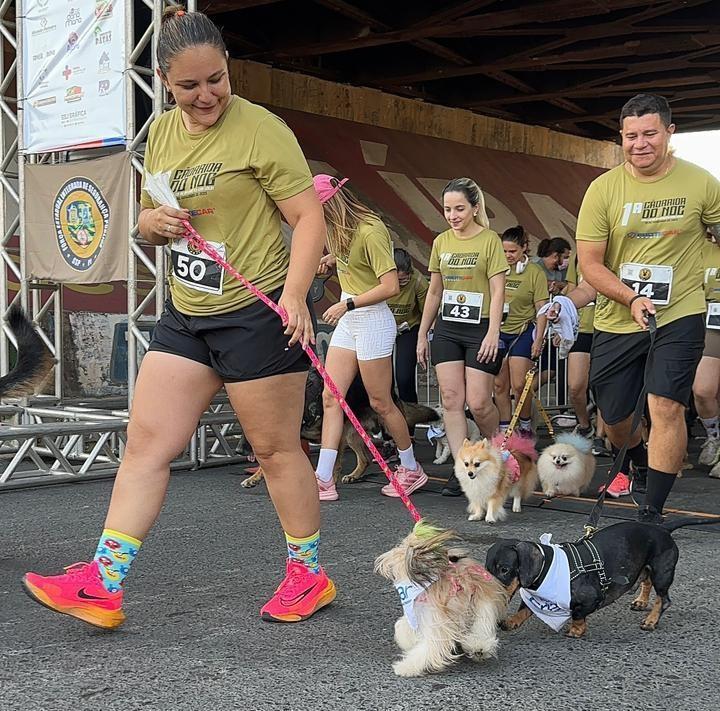 Primeira  Cãorrida de Teresina aconteceu neste sábado (15)