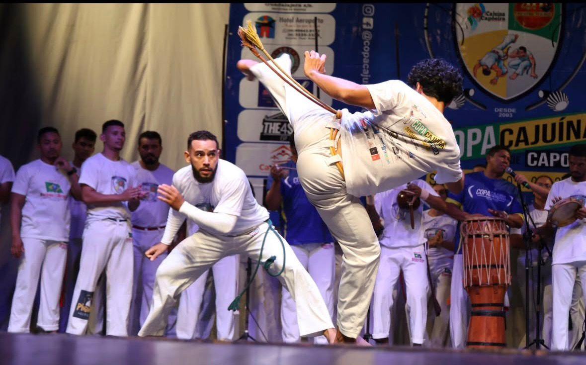 Evento segue até sábado, reunindo atletas, mestres, instrutores e admiradores da capoeira