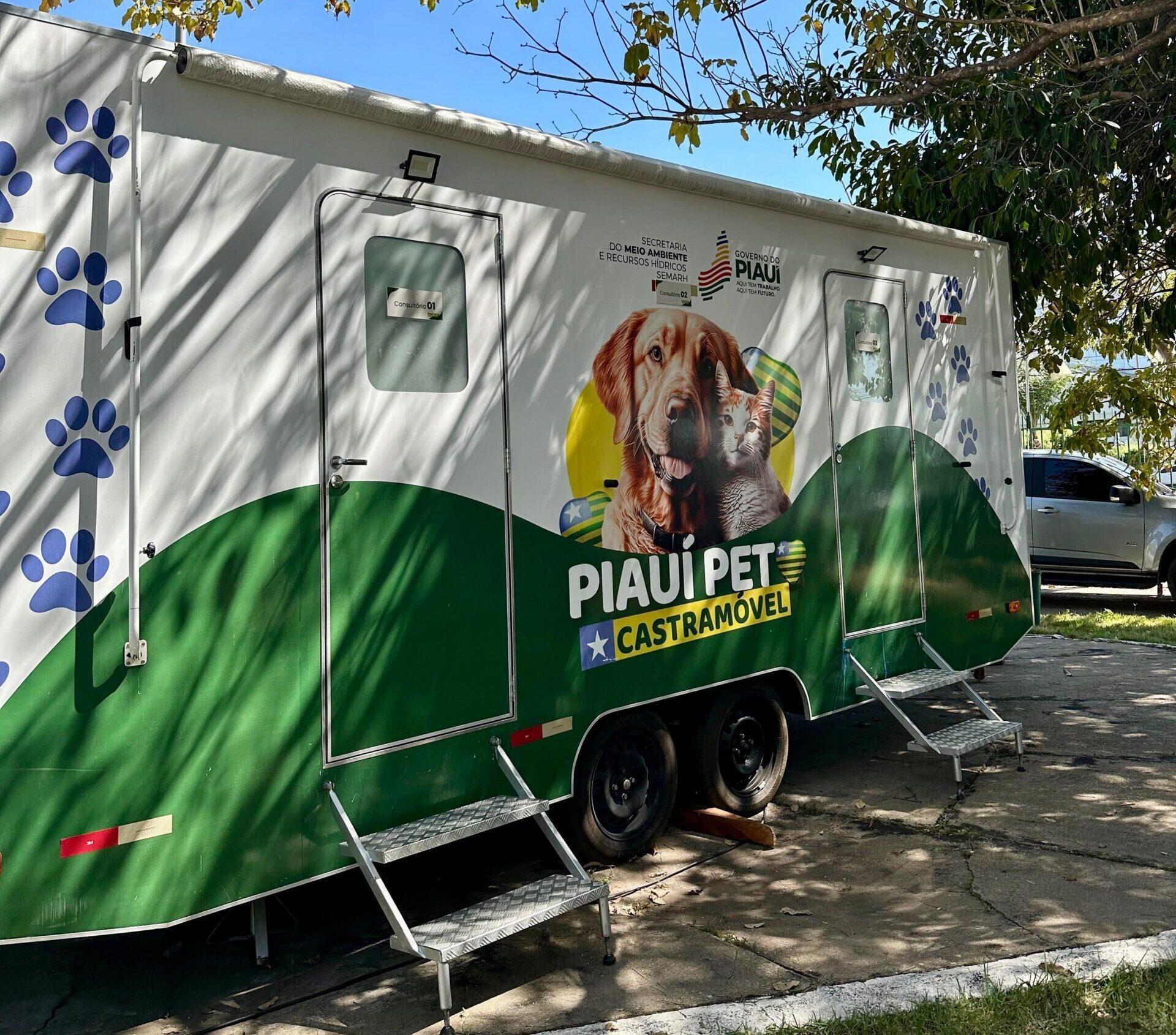 O Castramóvel está estacionado no Centro de Educação Ambiental de Teresina para atender animais de ONGs parceiras nos dias 9 e 10 de fevereiro.