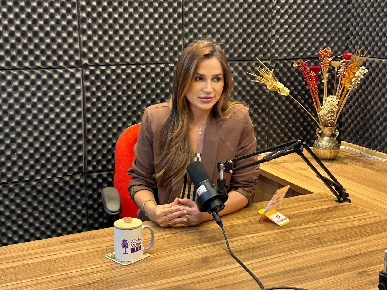 Secretária Josiana Campelo participou do podcast Mulher Mais e falou sobre gestão, inclusão social e desafios das mulheres no esporte.