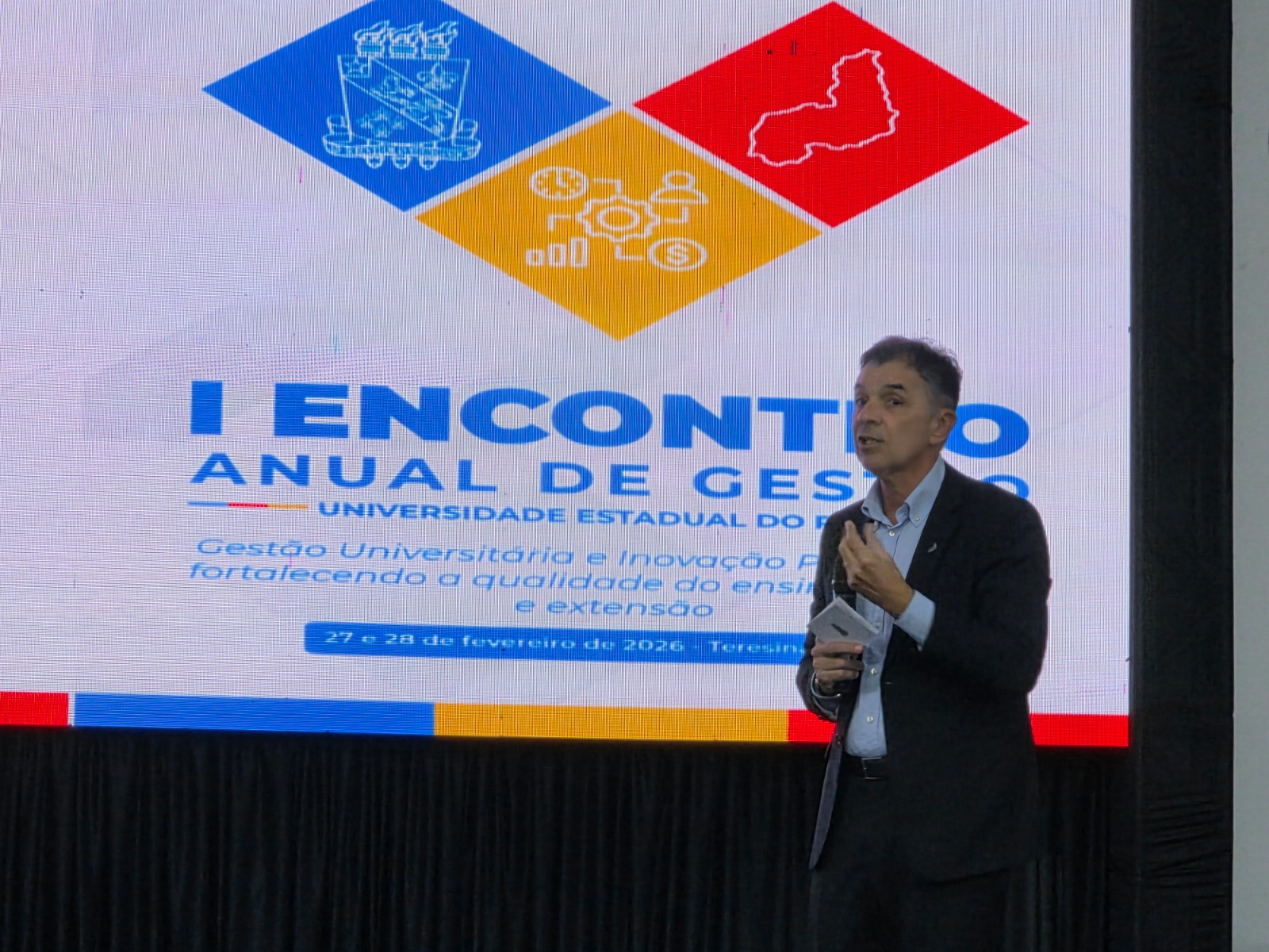 Professor-doutor Paulo Henrique Pinheiro