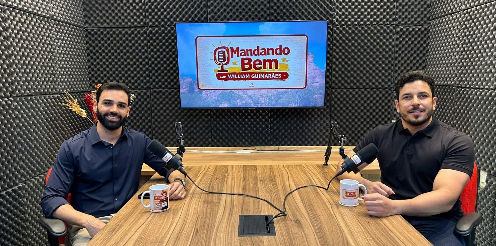 Empresário Renan Moura começou no Instragram e há 10 anos mantém loja física