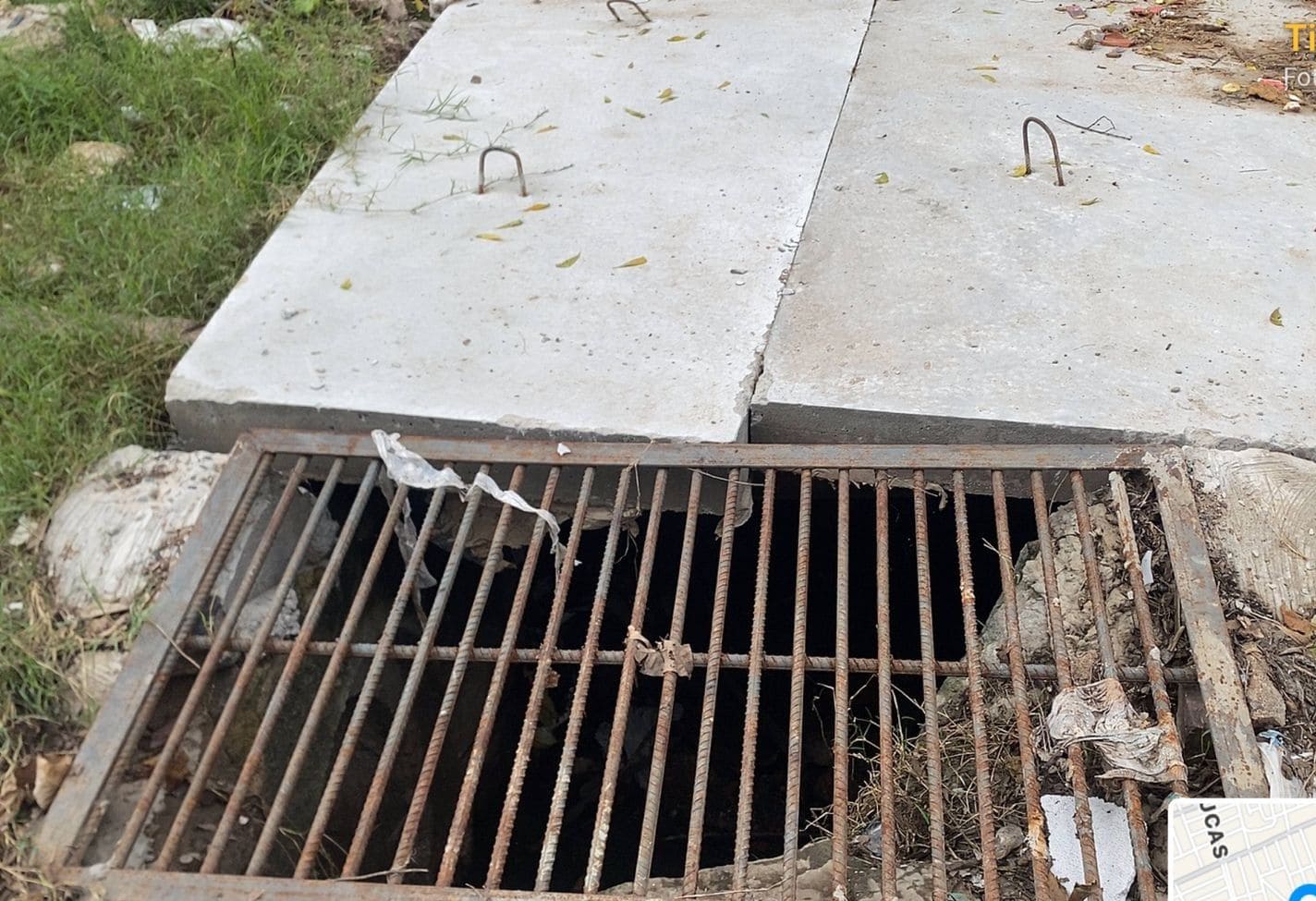 Foram realizados serviços de recuperação de calçamentos, galerias e sistemas de escoamento