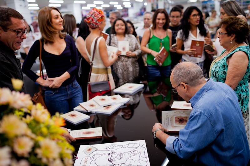 Wellington Soares lança livro de contos minimalistas
