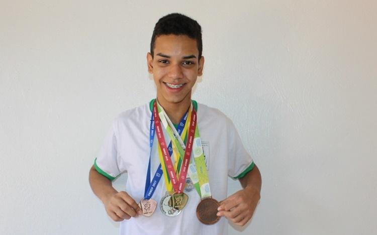 Yuri Gomes, aluno da Escola Municipal Nossa Senhora da Paz