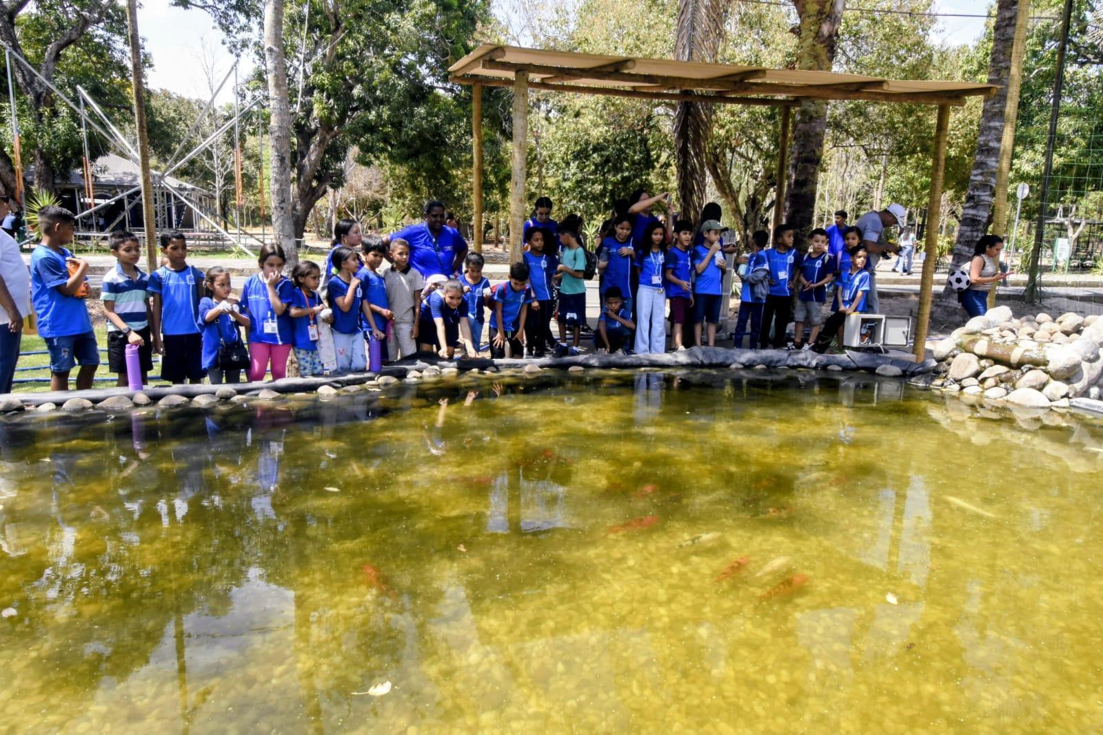 Visita de crianças no Bioparque Zoobotânico